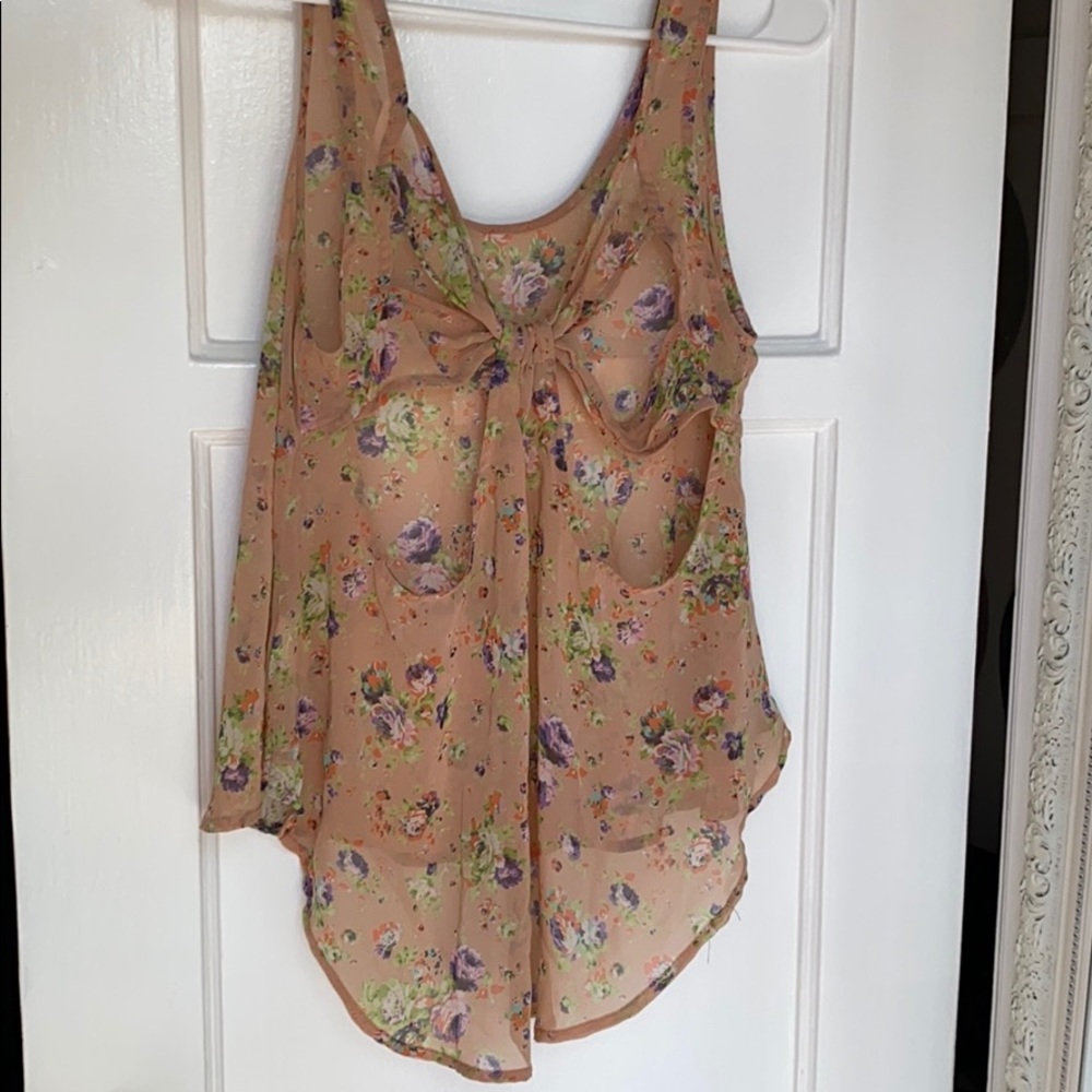 Downsizing - Picture 2 of 2